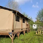 Toile - Terrasse Pour 5 Personnes - Api-1-52-1585