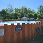 Toile - Terrasse Pour 5 Personnes - Api-1-52-1585 Parque de Campismo Long
