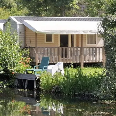 Toilé - Terrasse Pour 5 Personnes - Api-1-52-1585 *